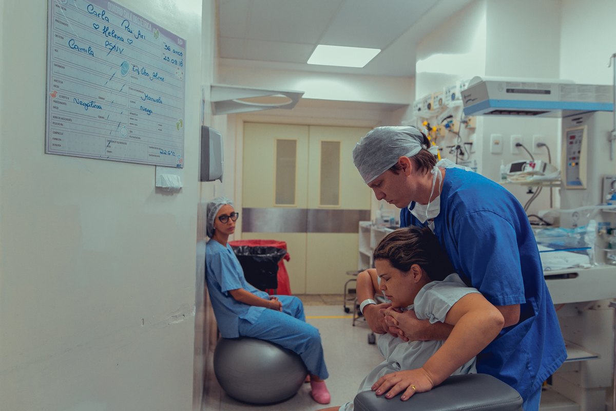 parto natural normal fotografia foto fotografa salvador inspiration nascimento humanizado vervita camila rabello obstare adriana monteiro rodrigo lemos melhor domiciliar na agua em casa hospital portugues aliança maternidade santa maria