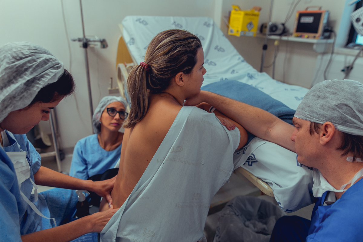 parto natural normal fotografia foto fotografa salvador inspiration nascimento humanizado vervita camila rabello obstare adriana monteiro rodrigo lemos melhor domiciliar na agua em casa hospital portugues aliança maternidade santa maria