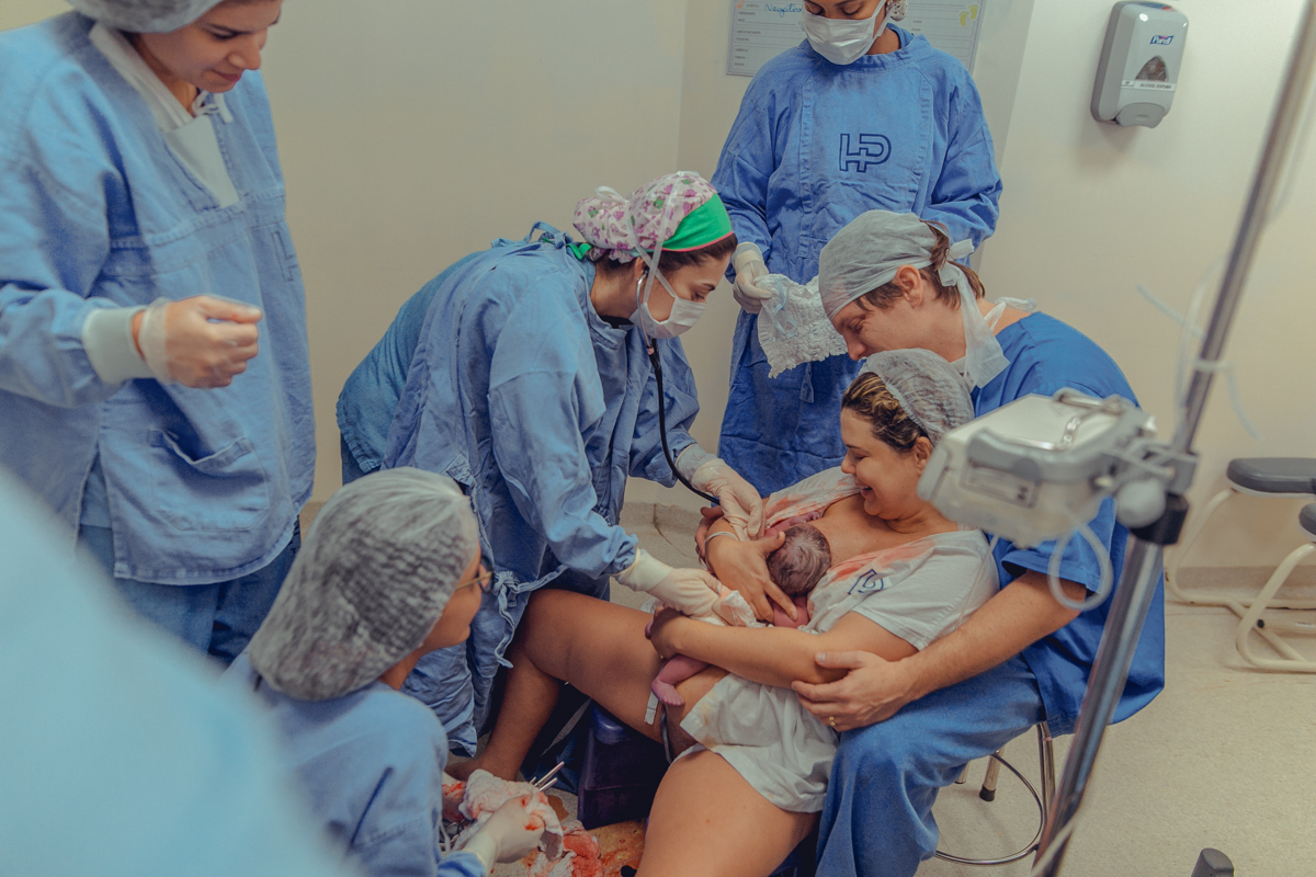 parto natural normal fotografia foto fotografa salvador inspiration nascimento humanizado vervita camila rabello obstare adriana monteiro rodrigo lemos melhor domiciliar na agua em casa hospital portugues aliança maternidade santa maria