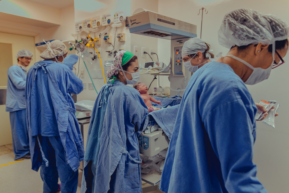 parto natural normal fotografia foto fotografa salvador inspiration nascimento humanizado vervita camila rabello obstare adriana monteiro rodrigo lemos melhor domiciliar na agua em casa hospital portugues aliança maternidade santa maria