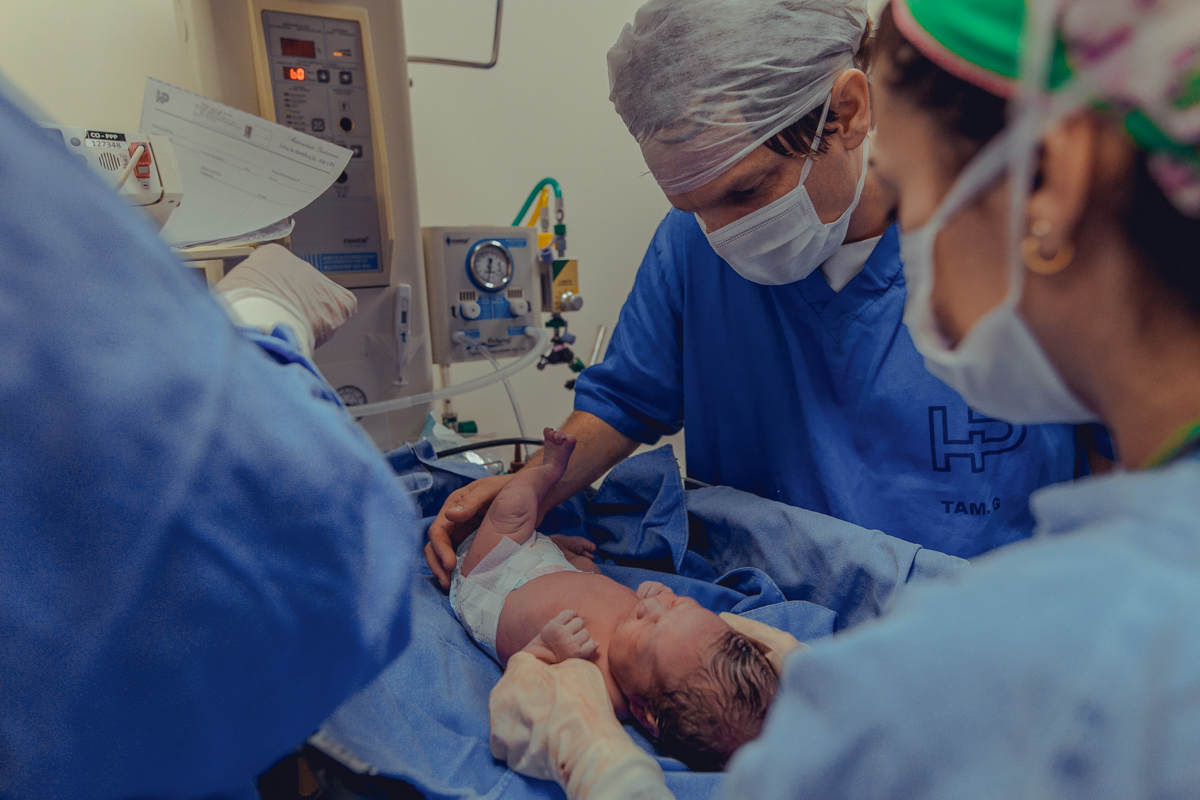 parto natural normal fotografia foto fotografa salvador inspiration nascimento humanizado vervita camila rabello obstare adriana monteiro rodrigo lemos melhor domiciliar na agua em casa hospital portugues aliança maternidade santa maria