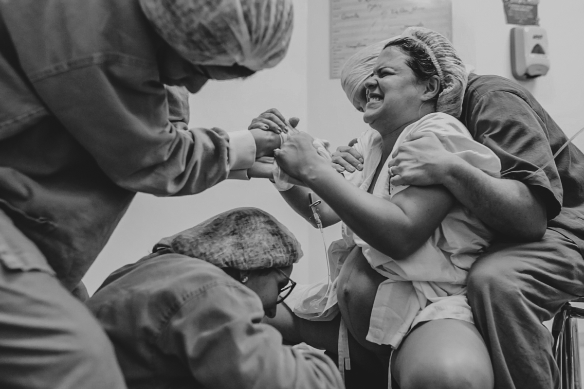 parto natural normal fotografia foto fotografa salvador inspiration nascimento humanizado vervita camila rabello obstare adriana monteiro rodrigo lemos melhor domiciliar na agua em casa hospital portugues aliança maternidade santa maria