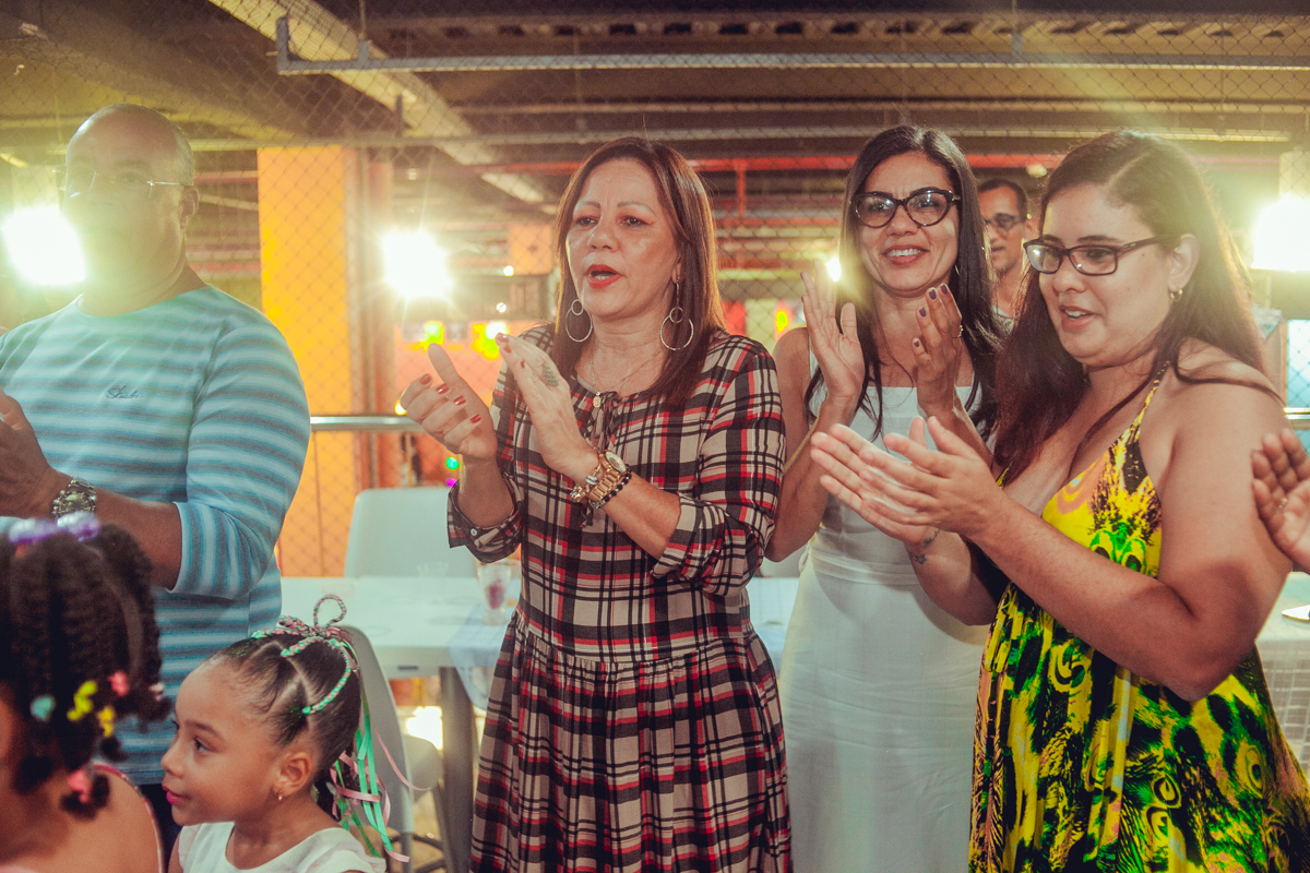 aniversario festa game station salvador shopping bela vista fotografia foto fotografo fotografa senhoritas princesinha sofia infantil criança decoração decor bolo doces modelados criativo diferente bonito lindo