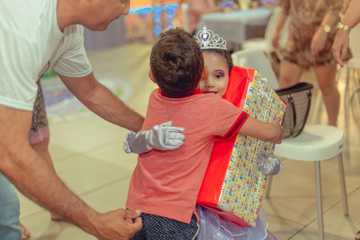 aniversario festa game station salvador shopping bela vista fotografia foto fotografo fotografa senhoritas princesinha sofia infantil criança decoração decor bolo doces modelados criativo diferente bonito lindo