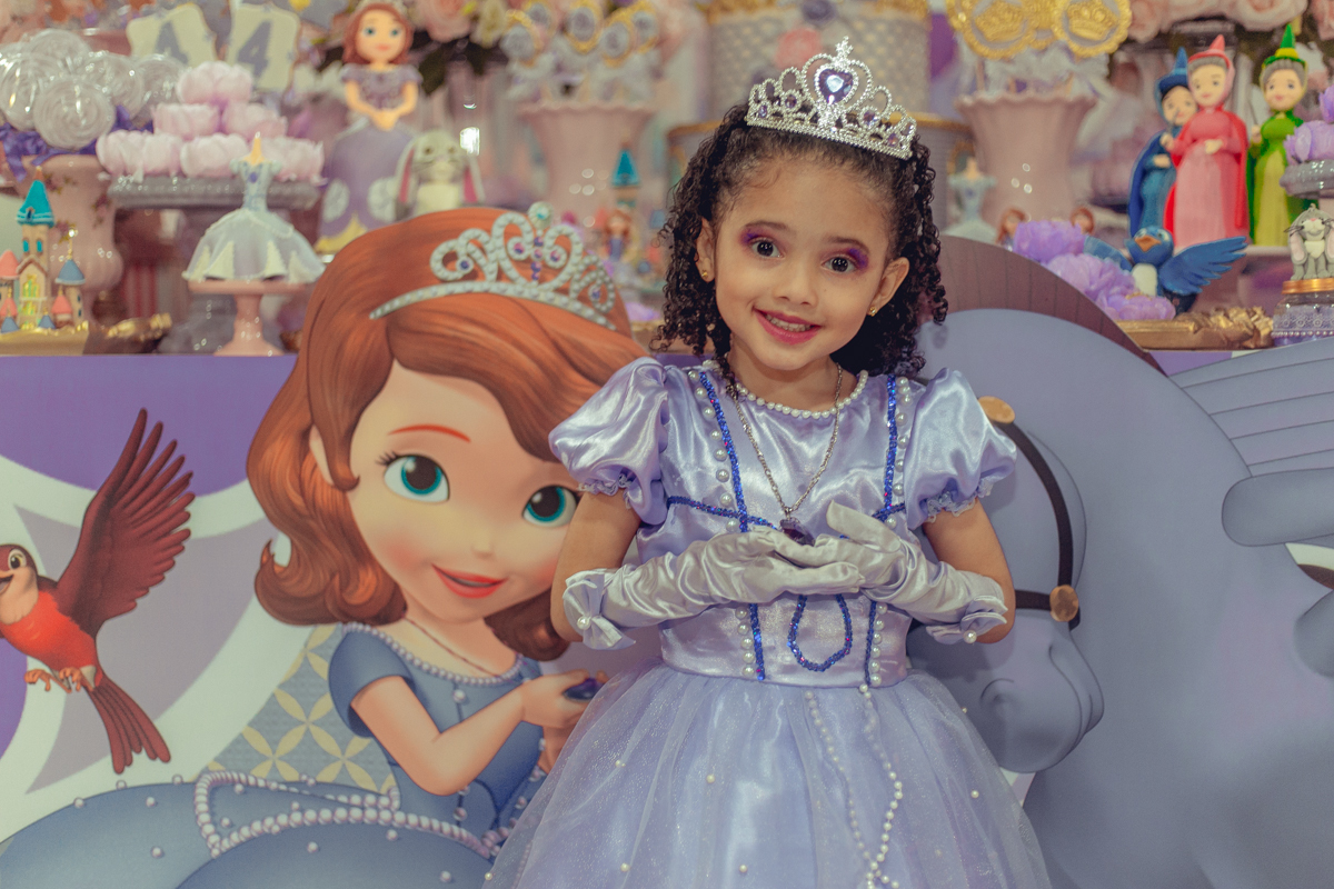 aniversario festa game station salvador shopping bela vista fotografia foto fotografo fotografa senhoritas princesinha sofia infantil criança decoração decor bolo doces modelados criativo diferente bonito lindo