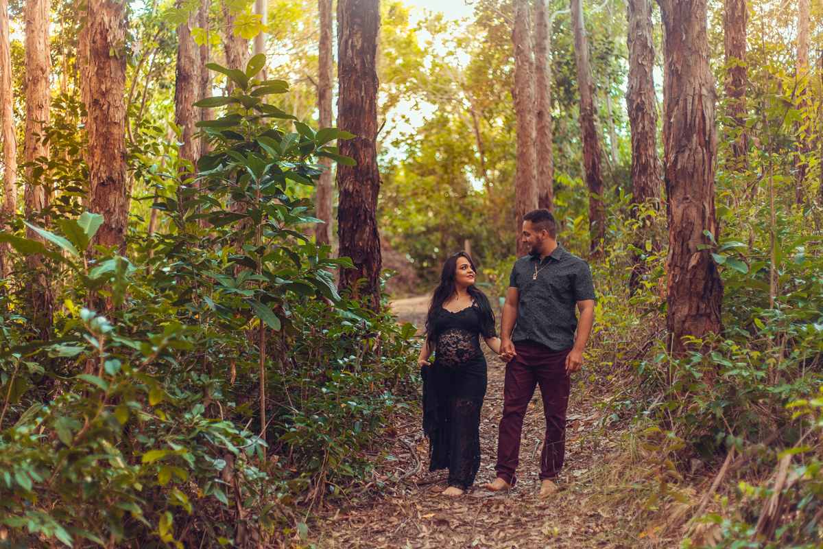 mae de menino ensaio gestante gravida gravidez senhoritas fotografia foto fotografo natureza diferente criativa ideias poses casal parto normal salvador bahia inspiration photographers ludy siqueira rodrigo magalhaes menina enxoval book nascimento