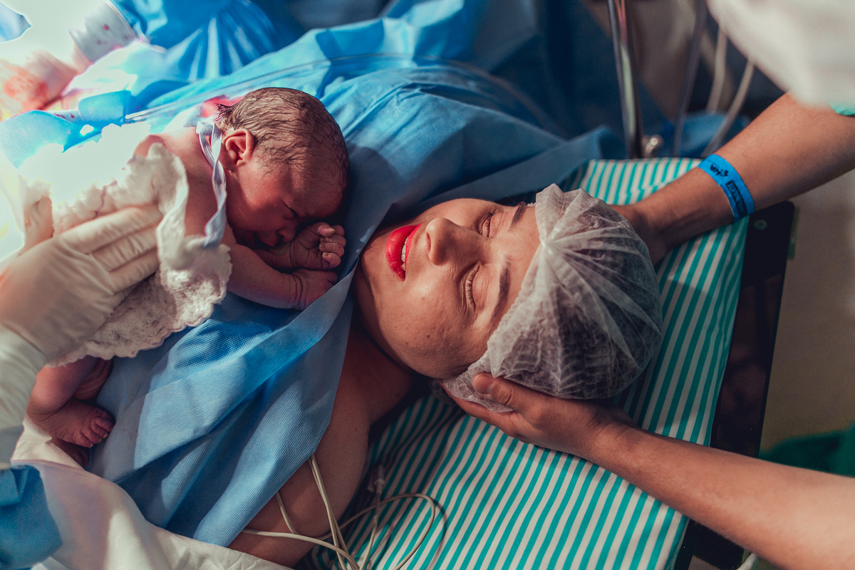 senhoritas fotografia nascimento parto normal natural cesariana hospital portugues alianca salvador foto fotografa fotografo humanizado enxoval decoracao quarto bebe 