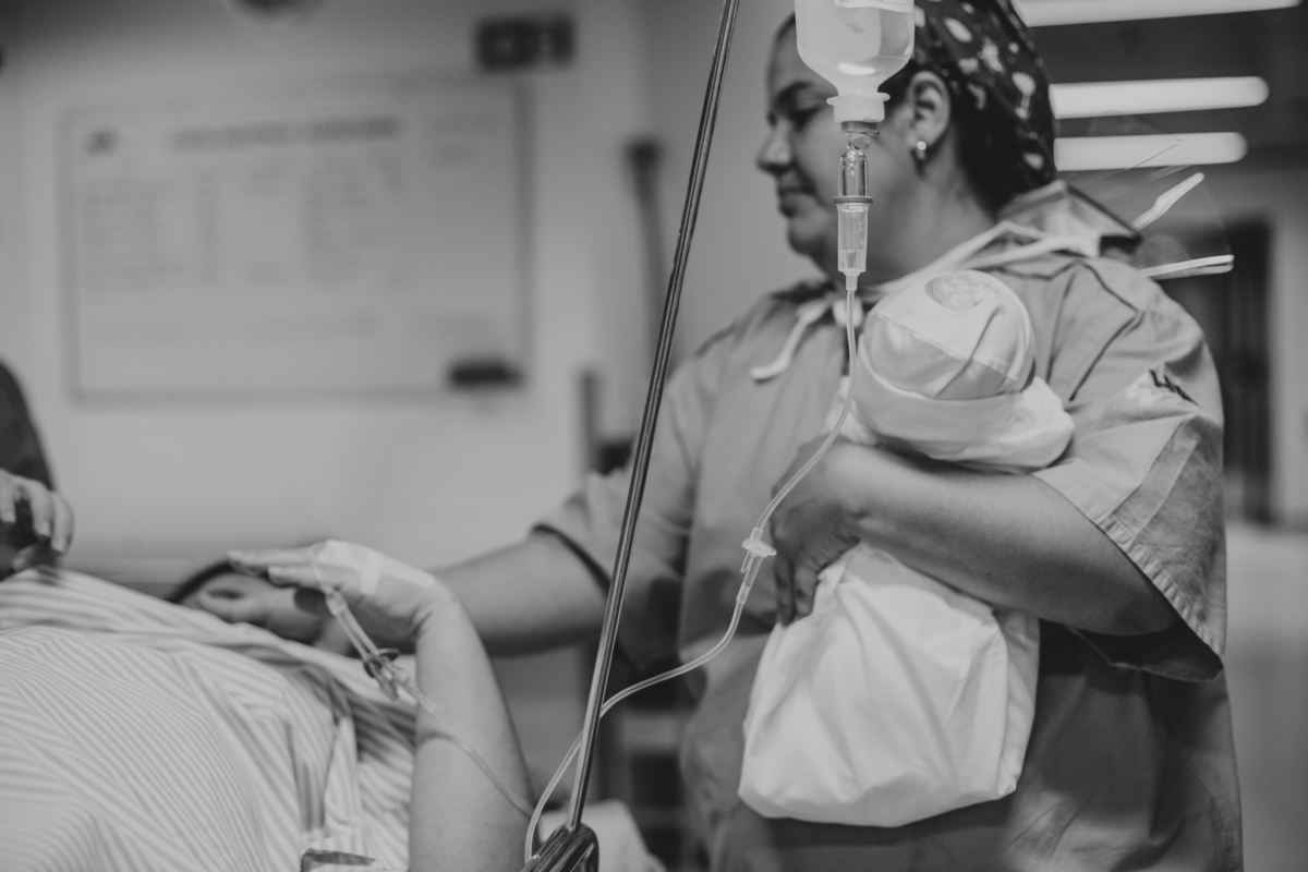 senhoritas fotografia nascimento parto normal natural cesariana hospital portugues alianca salvador foto fotografa fotografo humanizado enxoval decoracao quarto bebe 