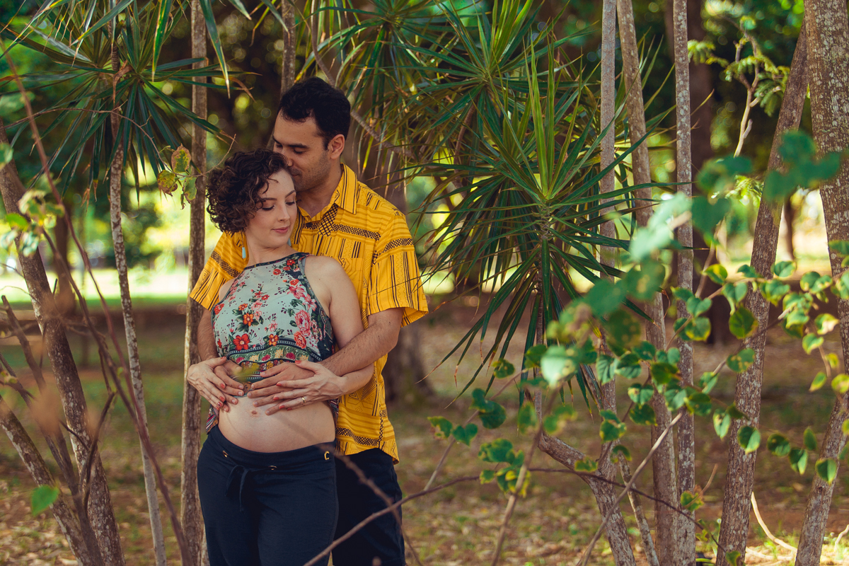 ensaio gestante gravida gravidez mae de menina menino enxoval moveis bebe salvador roupa moda fotografia foto fotografo look pose criativa ideias ideia natureza natural verde floresta