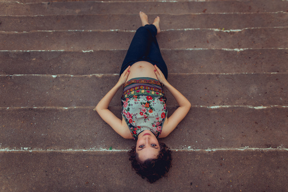 ensaio gestante gravida gravidez mae de menina menino enxoval moveis bebe salvador roupa moda fotografia foto fotografo look pose criativa ideias ideia natureza natural verde floresta