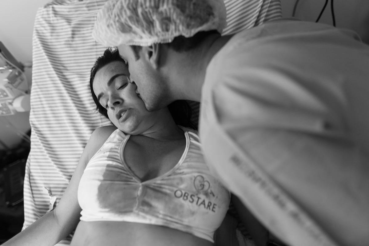 senhoritas fotografia parto normal nascimento humanizado obstare salvador obstetra adriana monteiro rodrigo lemos obstare salvador hospital alianca cesariana cesaria foto fotografa fotografo melhor criativo documental fotojornalismo maternidade