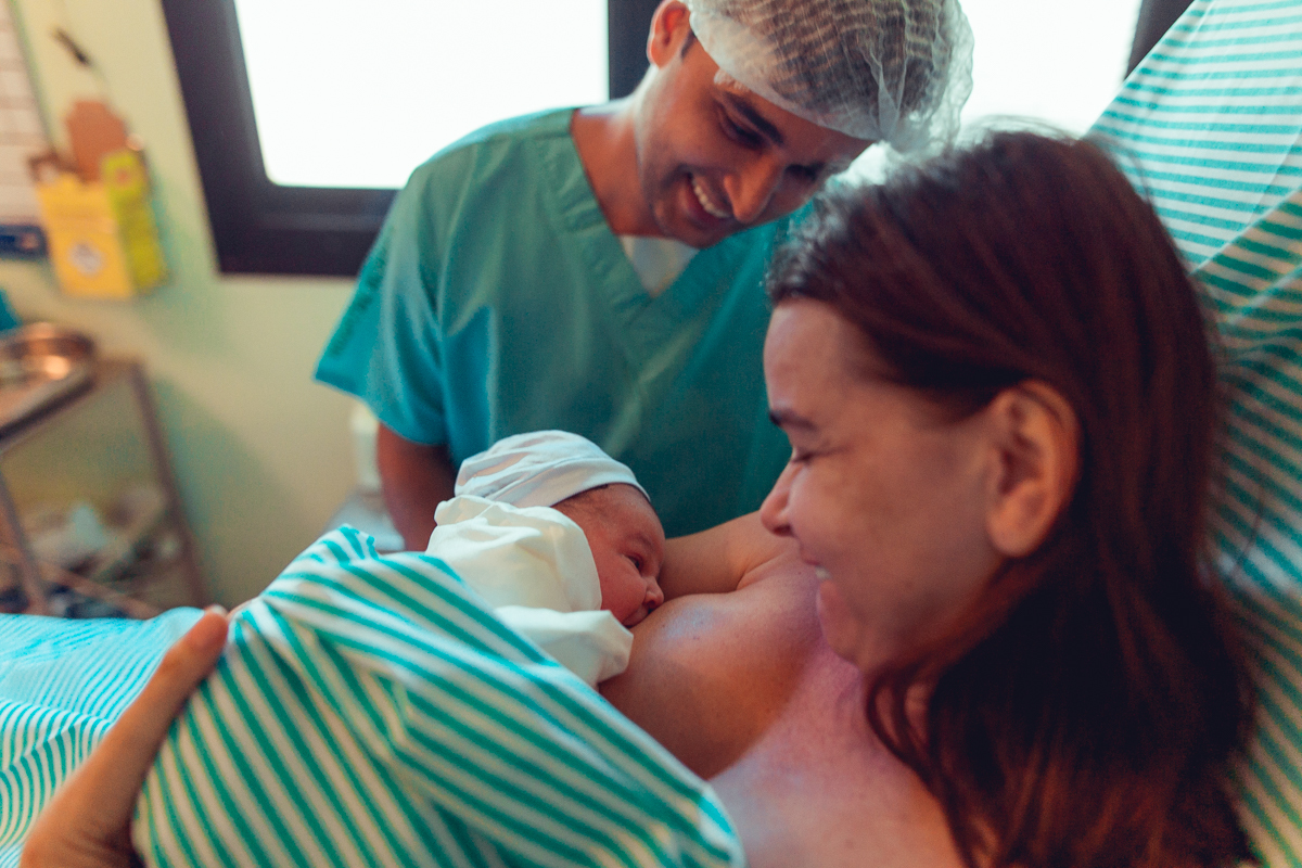 senhoritas fotografia parto normal nascimento humanizado obstare salvador obstetra adriana monteiro rodrigo lemos obstare salvador hospital alianca cesariana cesaria foto fotografa fotografo melhor criativo documental fotojornalismo maternidade