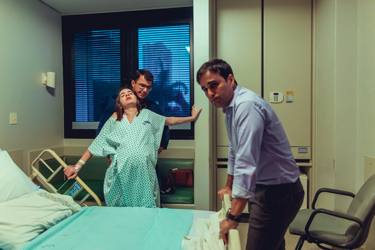 senhoritas fotografia parto normal nascimento humanizado obstare salvador obstetra adriana monteiro rodrigo lemos obstare salvador hospital alianca cesariana cesaria foto fotografa fotografo melhor criativo documental fotojornalismo maternidade