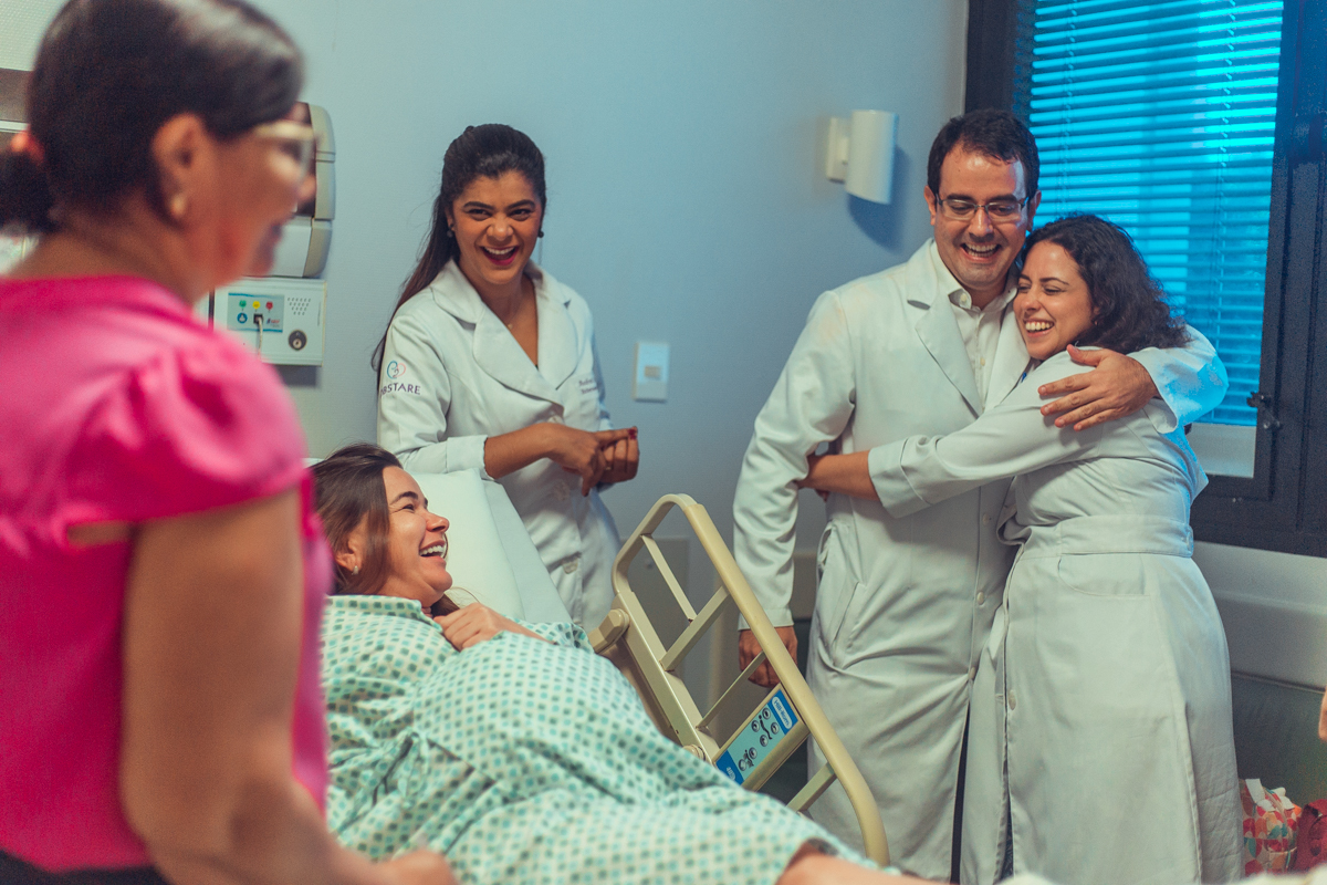 senhoritas fotografia parto normal nascimento humanizado obstare salvador obstetra adriana monteiro rodrigo lemos obstare salvador hospital alianca cesariana cesaria foto fotografa fotografo melhor criativo documental fotojornalismo