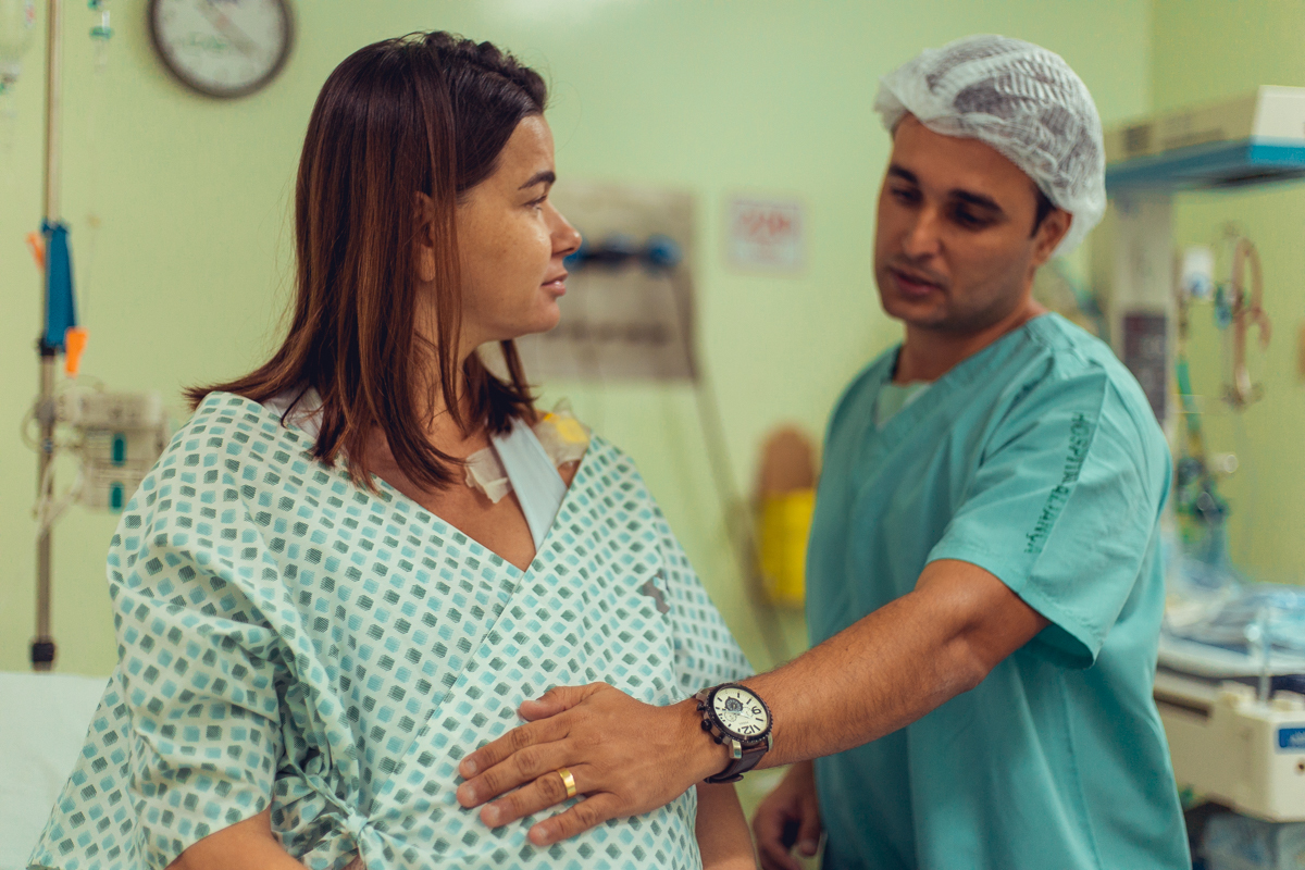senhoritas fotografia parto normal nascimento humanizado obstare salvador obstetra adriana monteiro rodrigo lemos obstare salvador hospital alianca cesariana cesaria foto fotografa fotografo melhor criativo documental fotojornalismo maternidade