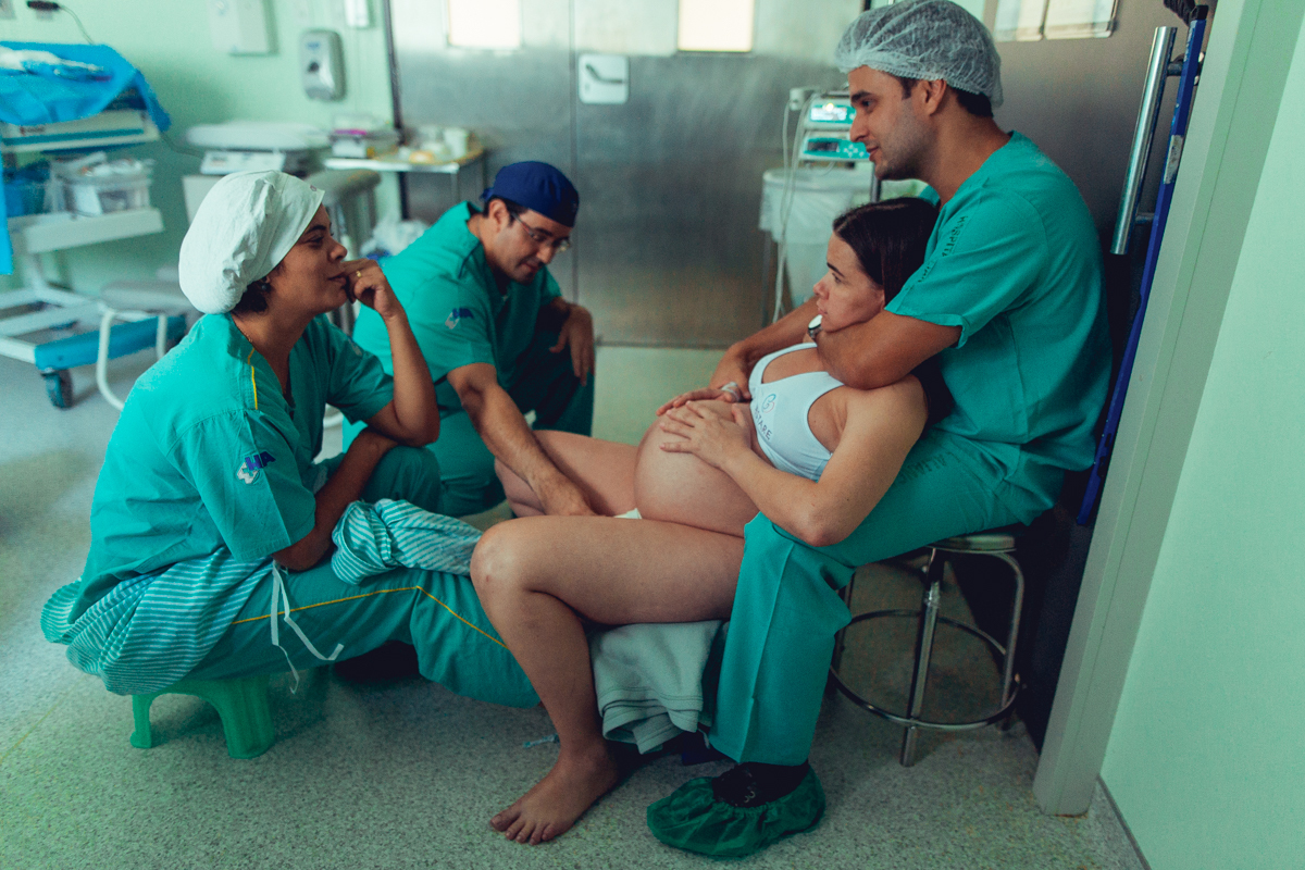 senhoritas fotografia parto normal nascimento humanizado obstare salvador obstetra adriana monteiro rodrigo lemos obstare salvador hospital alianca cesariana cesaria foto fotografa fotografo melhor criativo documental fotojornalismo maternidade