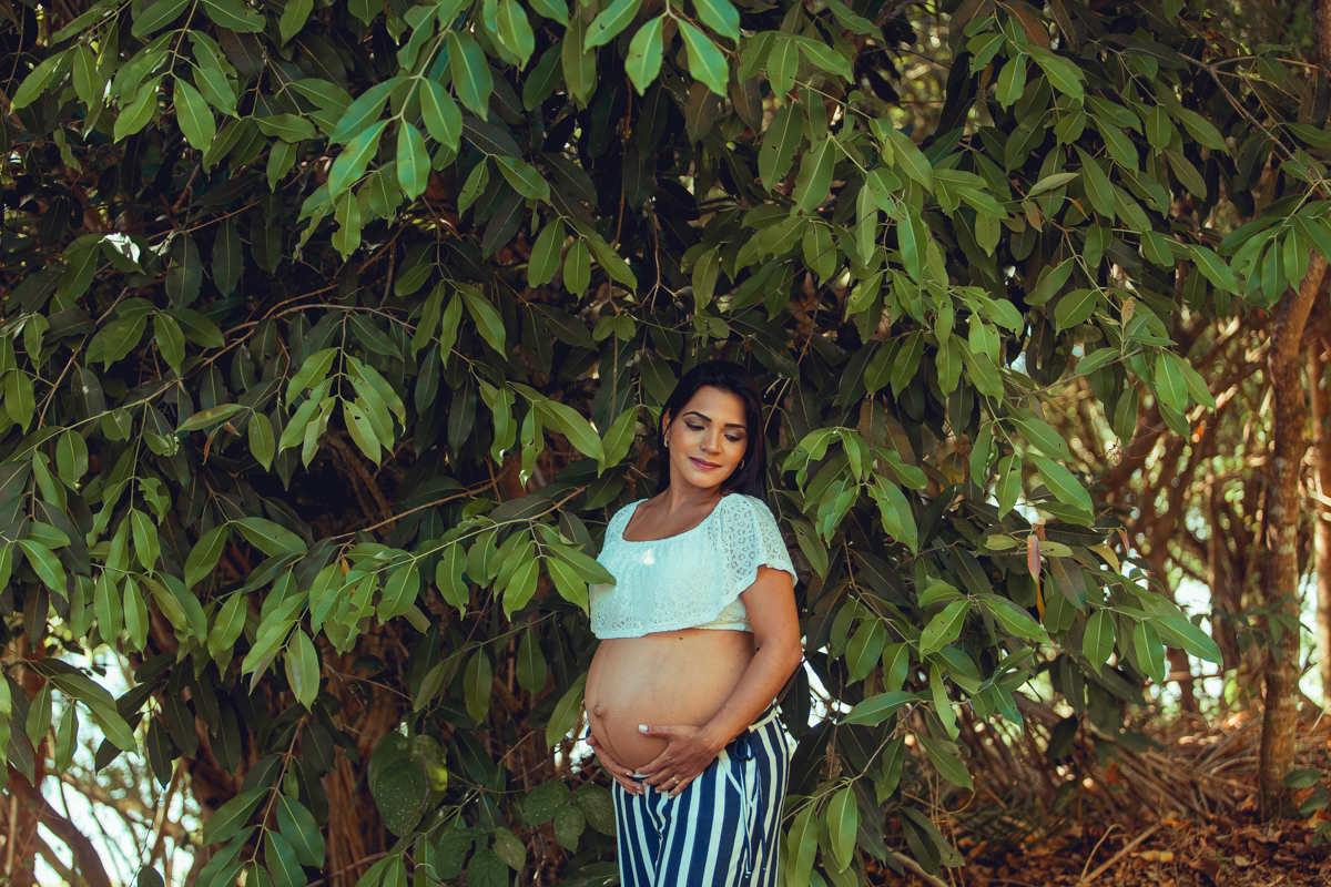 ensaio gestante parque de pituaçu salvador senhoritas fotografia foto fotografo fotografa pose gravida gravidez book album criativo natureza diferente bahia espontanea documental