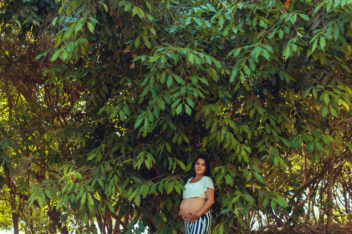 ensaio gestante parque de pituaçu salvador senhoritas fotografia foto fotografo fotografa pose gravida gravidez book album criativo natureza diferente bahia espontanea documental