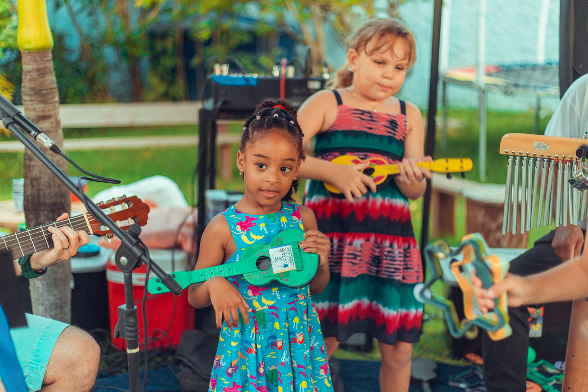 senhoritas fotografia pe de lata musica musicalizacao banda animação aniversario infantil salvador festa criança 1 ano fotografa fotografo charlie chaplin decoração tatu bola festas sustentaveis sustentavel decor diferente criativa