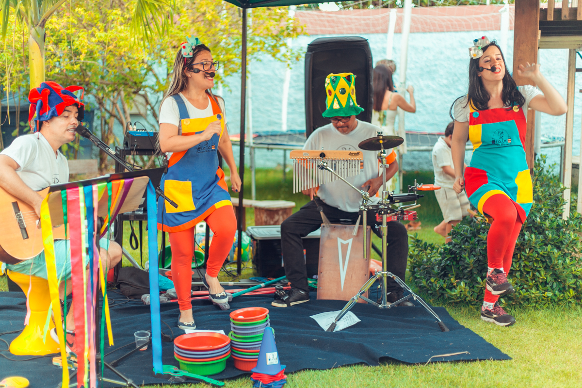 senhoritas fotografia pe de lata musica musicalizacao banda animação aniversario infantil salvador festa criança 1 ano fotografa fotografo charlie chaplin decoração tatu bola festas sustentaveis sustentavel decor diferente criativa