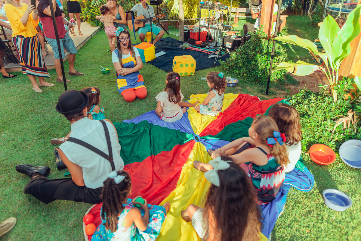 senhoritas fotografia pe de lata musica musicalizacao banda animação aniversario infantil salvador festa criança 1 ano fotografa fotografo charlie chaplin decoração tatu bola festas sustentaveis sustentavel decor diferente criativa