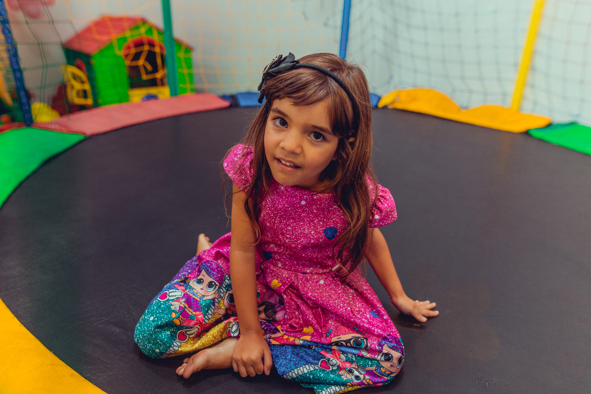 aniversario infantil salvador 1 um ano menina menino kz eventos casa de festas decoração jardim encantado passaros princesa foto fotografa fotografo criativo lindo melhor festa decor decoração animadora flores espaço o que vestir roupa vestido espontanea