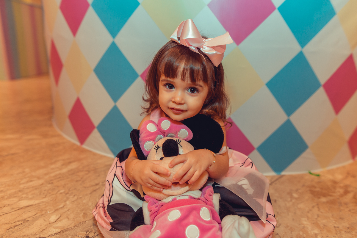 aniversario infantil salvador minnie 
 rosa festa 1 ano 2 fotografia foto fotografa fotografo decor party ideias diferente bolo bonito melhor perfeito buffet