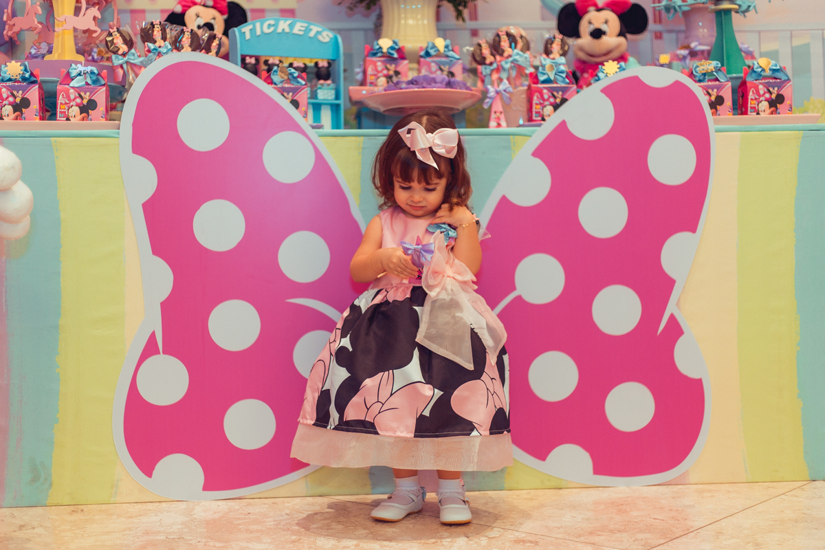 aniversario infantil salvador minnie 
 rosa festa 1 ano 2 fotografia foto fotografa fotografo decor party ideias diferente bolo bonito melhor perfeito buffet