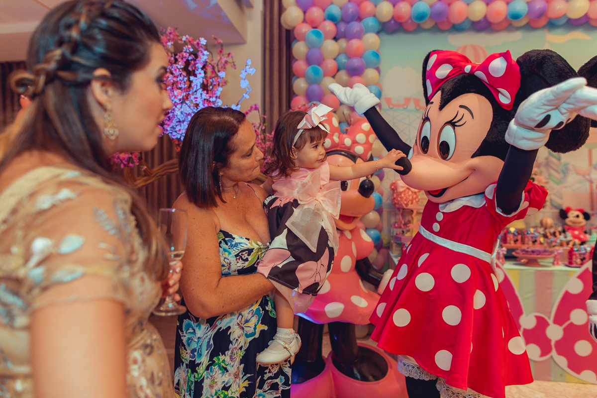 aniversario infantil salvador minnie 
 rosa festa 1 ano 2 fotografia foto fotografa fotografo decor party ideias diferente bolo bonito melhor perfeito buffet