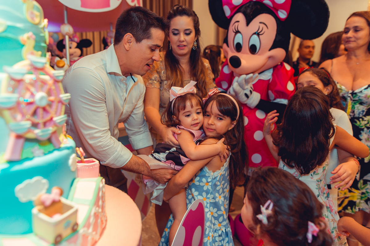 aniversario infantil salvador minnie 
 rosa festa 1 ano 2 fotografia foto fotografa fotografo decor party ideias diferente bolo bonito melhor perfeito buffet