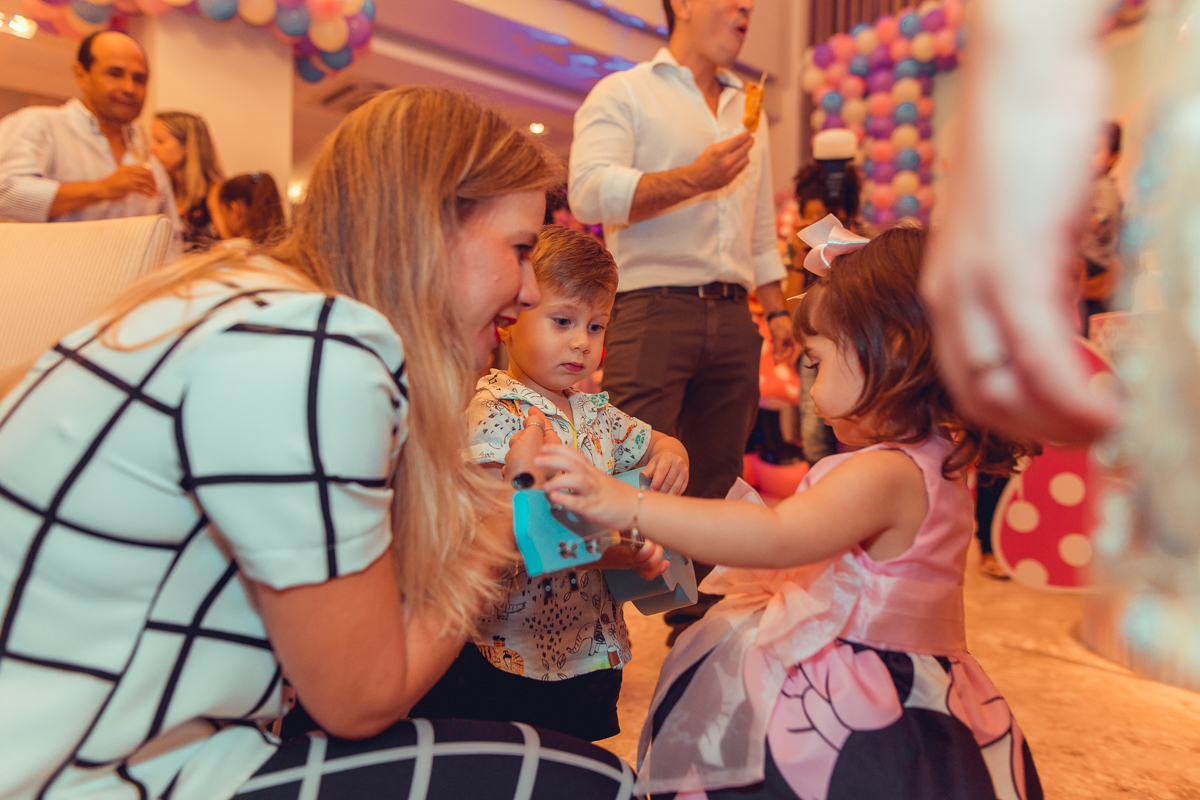 aniversario infantil salvador minnie 
 rosa festa 1 ano 2 fotografia foto fotografa fotografo decor party ideias diferente bolo bonito melhor perfeito buffet