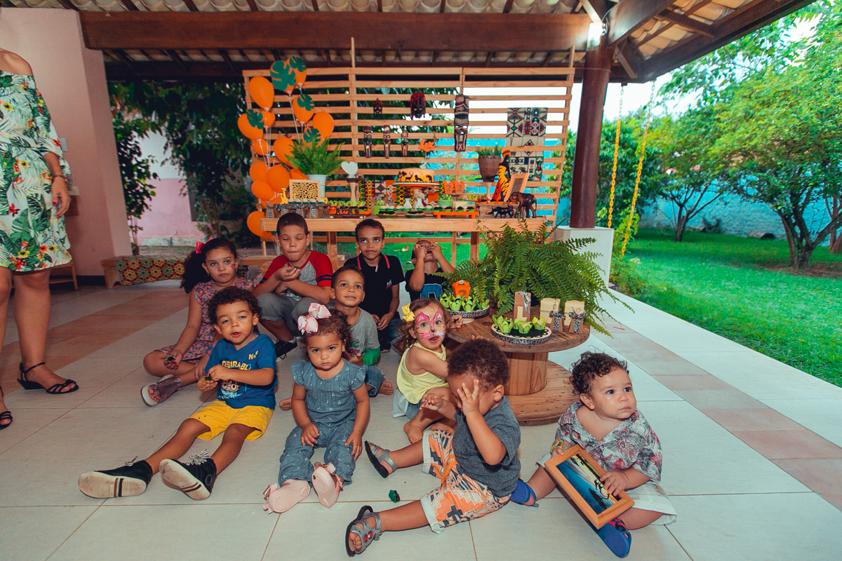 aniversario infantil espaço guatari fotografia foto fotografo melhor africa decoração festa 1 ano ideias diferente buffet roupa convidados salgados brinquedos verde