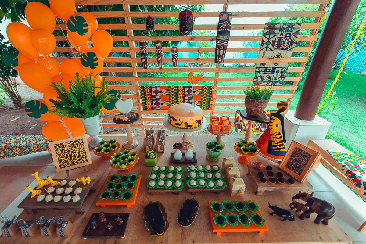 aniversario infantil espaço guatari fotografia foto fotografo melhor africa decoração festa 1 ano ideias diferente buffet roupa convidados salgados brinquedos verde