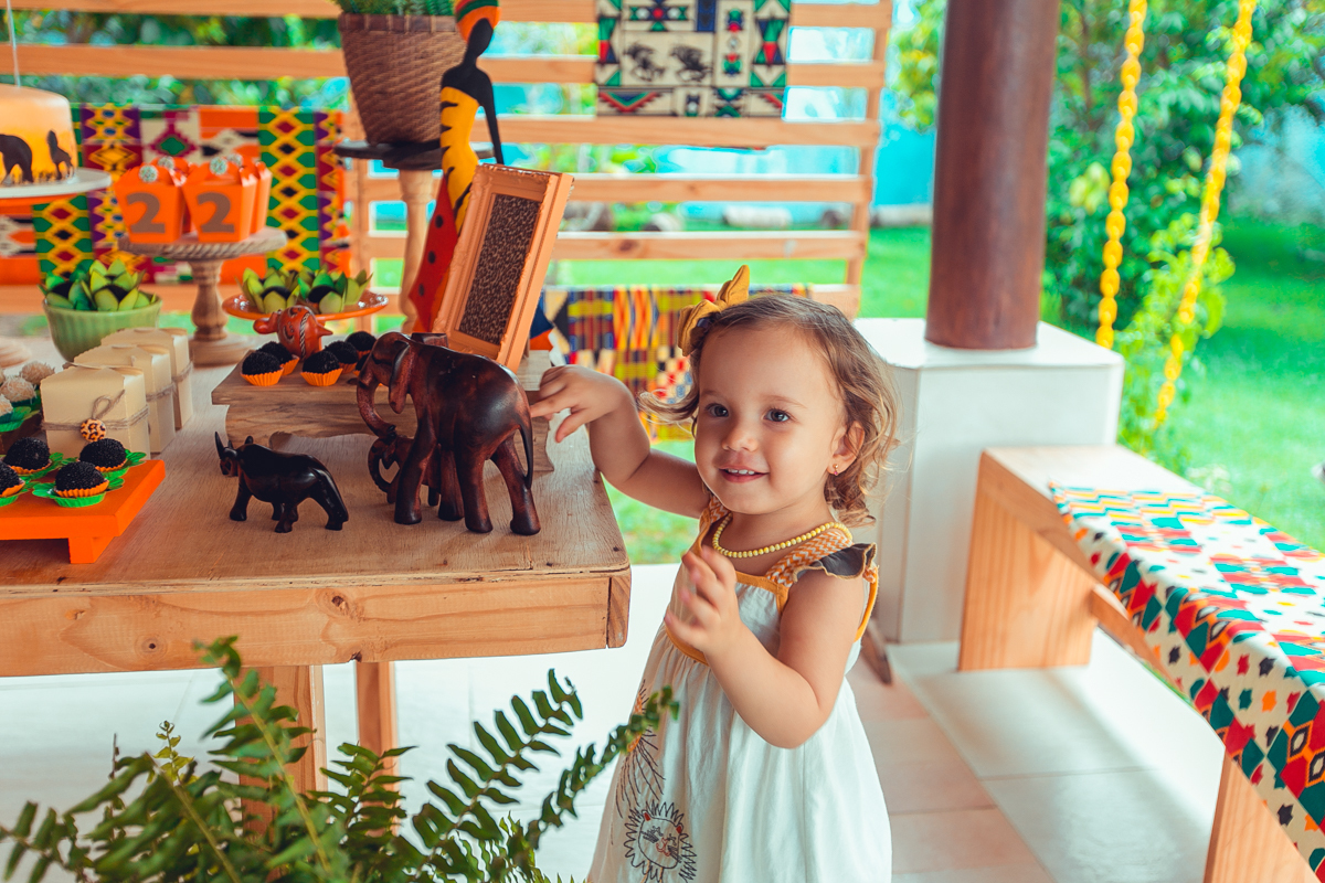 aniversario infantil espaço guatari fotografia foto fotografo melhor africa decoração festa 1 ano ideias diferente buffet roupa convidados salgados brinquedos verde