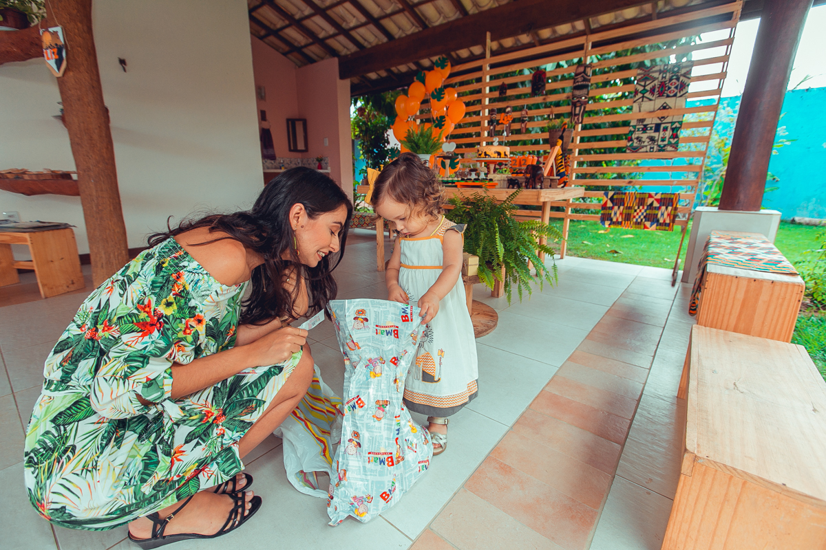 aniversario infantil espaço guatari fotografia foto fotografo melhor africa decoração festa 1 ano ideias diferente buffet roupa convidados salgados brinquedos verde