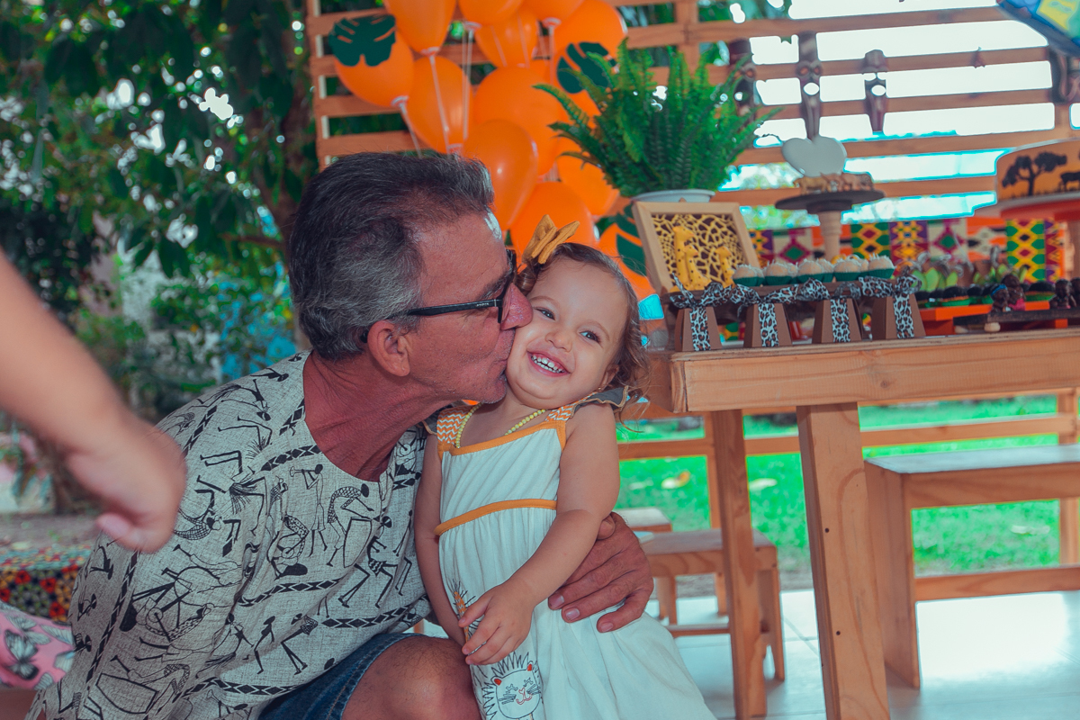 aniversario infantil espaço guatari fotografia foto fotografo melhor africa decoração festa 1 ano ideias diferente buffet roupa convidados salgados brinquedos verde