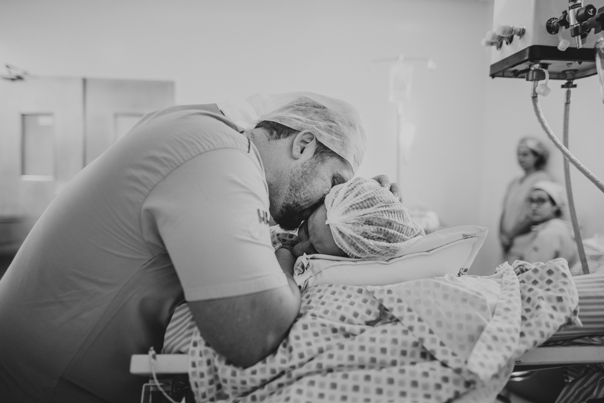 adriana monteiro rodrigo lemos obstare salvador obstetra parto normal natural cesariana cesarea hospital aliança doula enfermeira maternidade humanizado anestesia analgesia sem dor quarto pre natal gravida gravidez dra dr