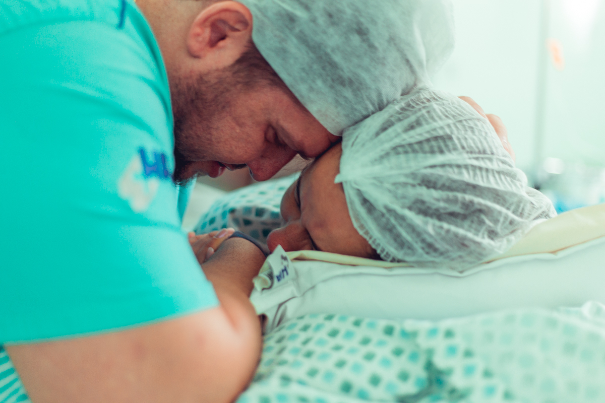 adriana monteiro rodrigo lemos obstare salvador obstetra parto normal natural cesariana cesarea hospital aliança doula enfermeira maternidade humanizado anestesia analgesia sem dor quarto pre natal gravida gravidez dra dr