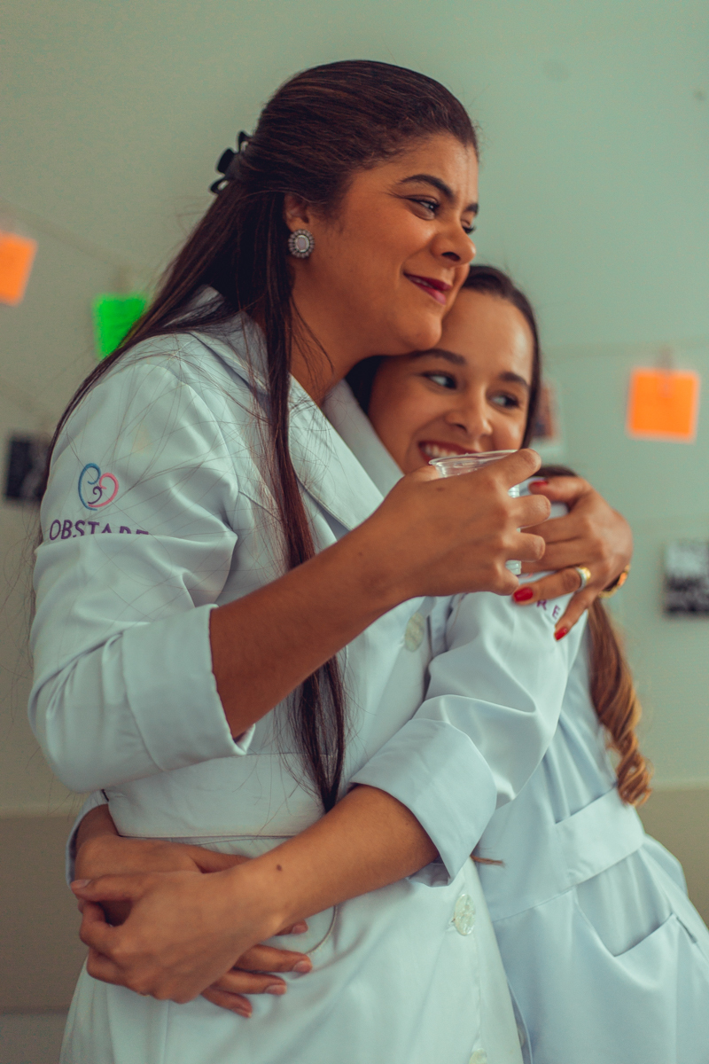 adriana monteiro rodrigo lemos obstare salvador obstetra parto normal natural cesariana cesarea hospital aliança doula enfermeira maternidade humanizado anestesia analgesia sem dor quarto pre natal gravida gravidez dra dr