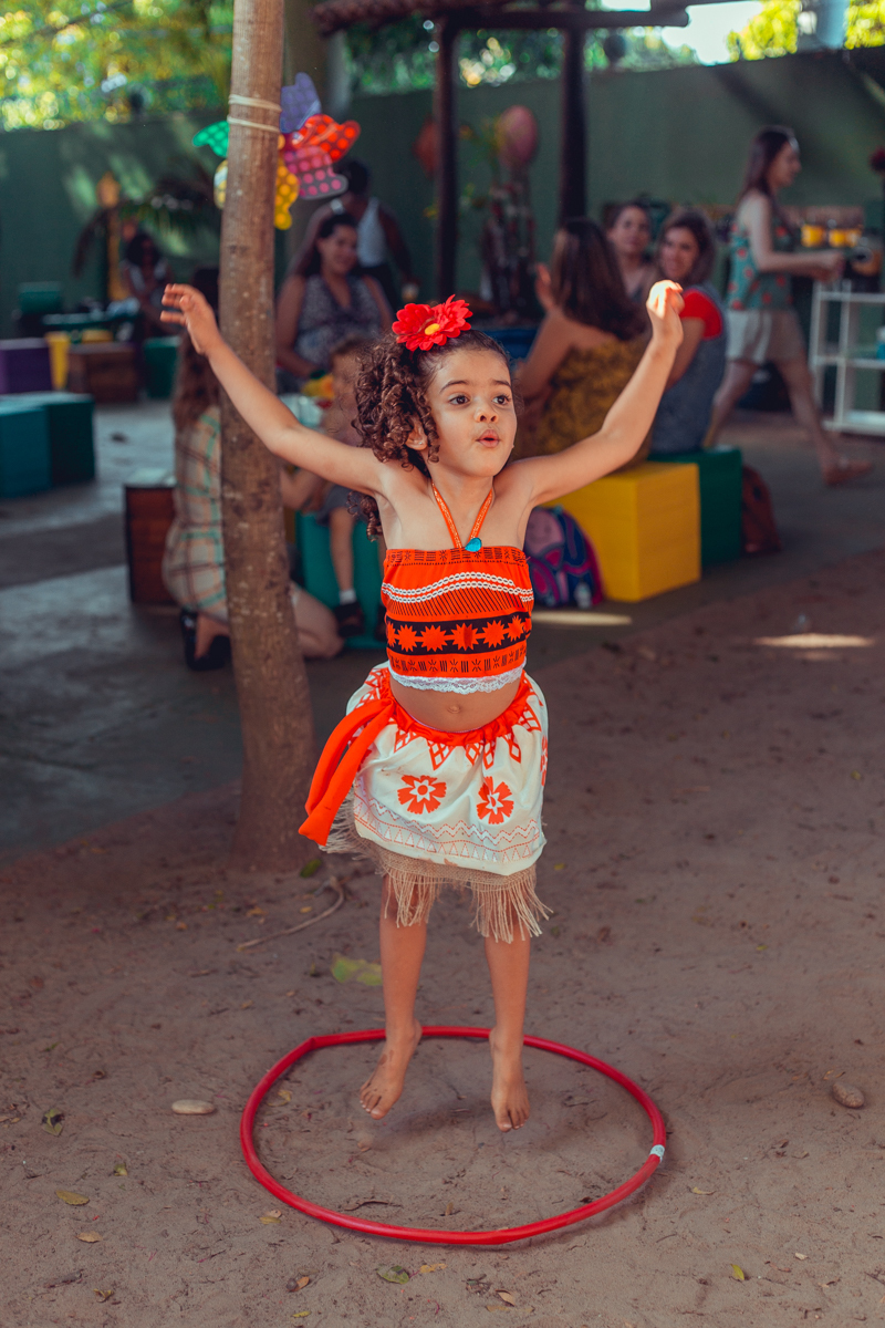 aniversario infantil fotografia foto fotografa fotografo crianças moana decoracao festa casa de brincar espaco recriar senhoritas fotografia fantasia doces salgados buffet espaço de festa