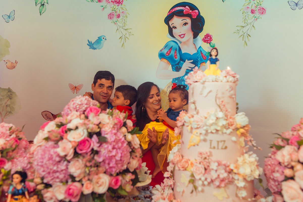 brinkae buffet de festa infantil salvador decoração 1 ano menina menino branca de neve foto fotografia fotografa fotografo melhor ideias diferente criativo bonito senhoritas
