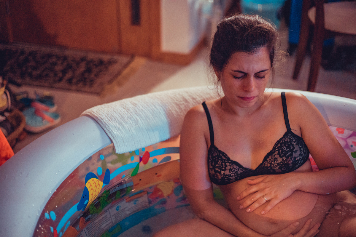 fotografia foto senhoritas parto nascimento humanizado domiciliar marilena maiana obstetra em casa na agua piscina salvador melhor documental espontanea doula