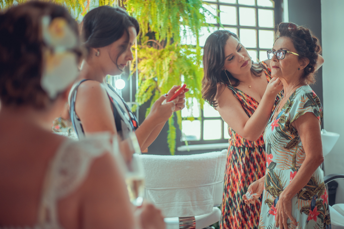 casamento casal noiva 2020 noivas noivo fotografo fotografos fotografa foto fotografia salvador buffet espaço aberto natureza vestido aluguel diferente