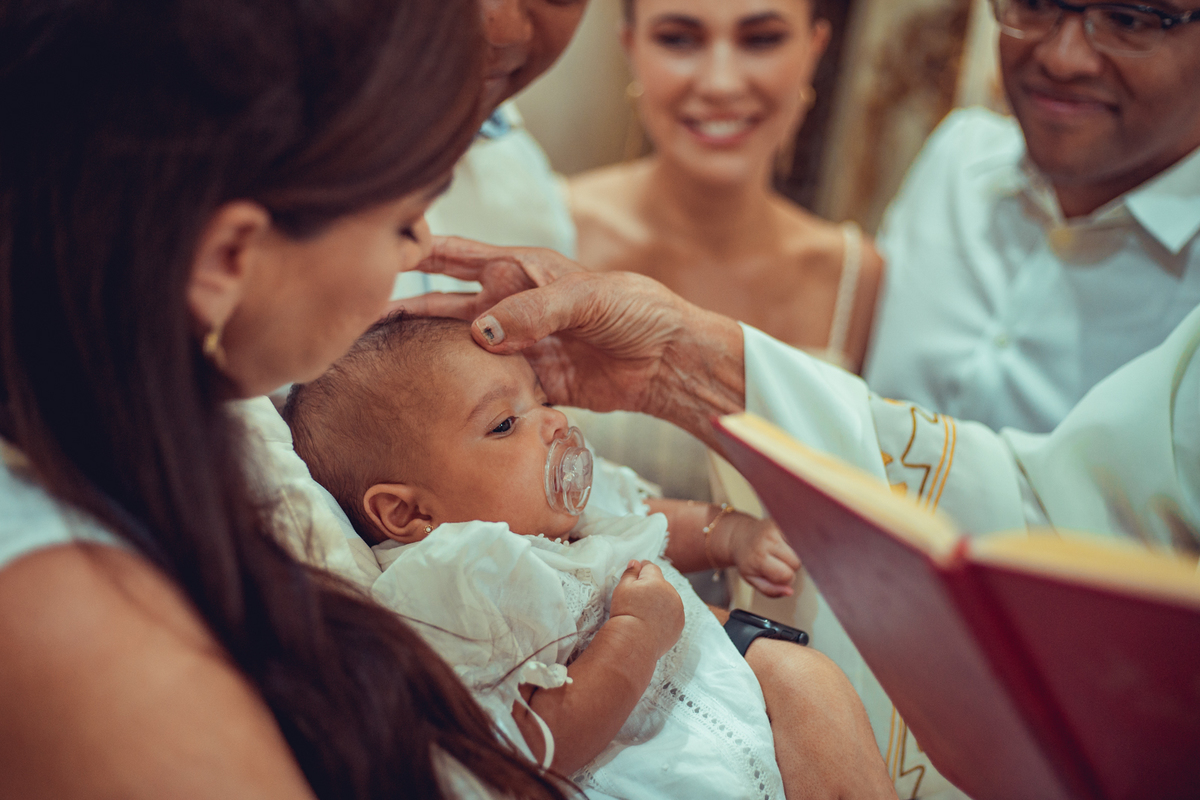 batizado batismo foto fotografia fotografa fotografo melhor igreja do bonfim salvador documental espontanea