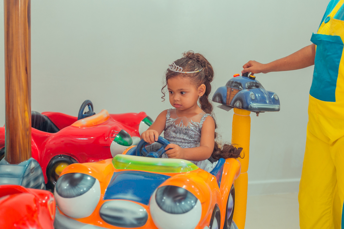 festa infantil frozen buffet salvador senhoritas fotografia 3 anos decoracao frozen2 plotagem decorativo bolo doces salgados brinquedos