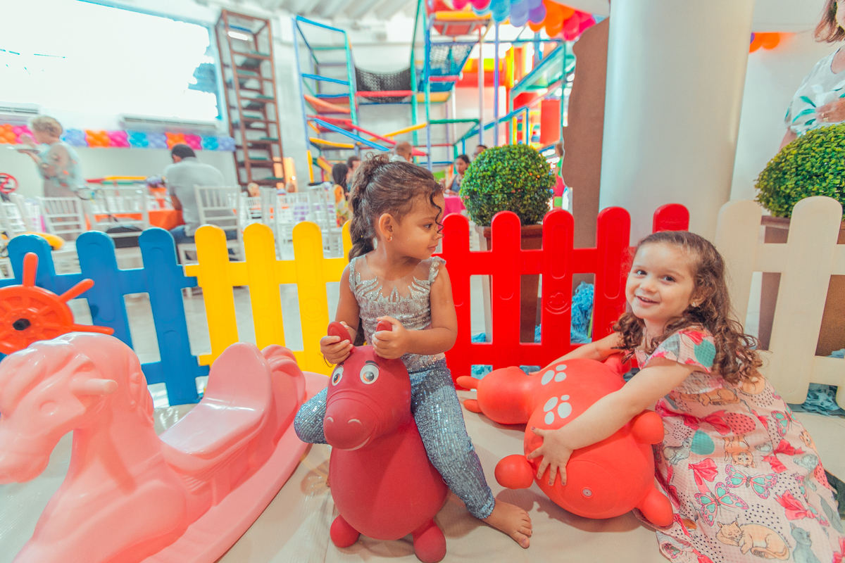 festa infantil frozen buffet salvador senhoritas fotografia 3 anos decoracao frozen2 plotagem decorativo bolo doces salgados brinquedos