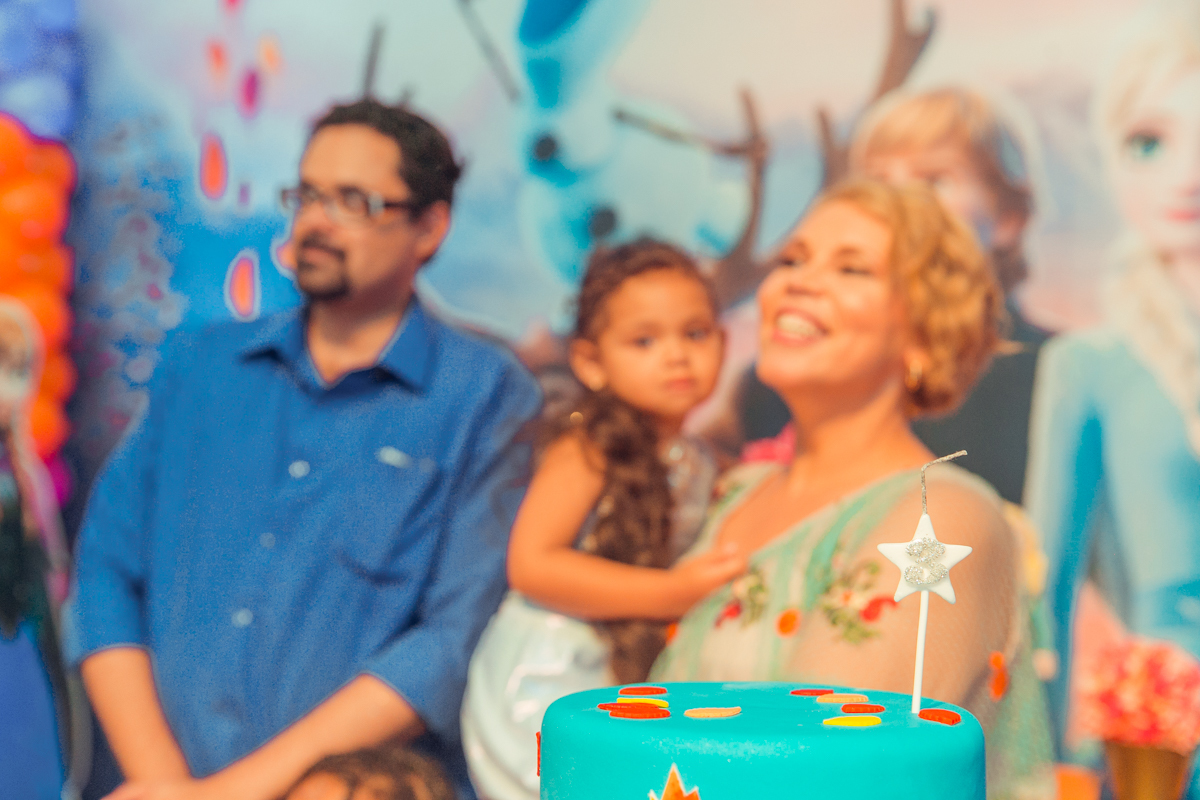 festa infantil frozen buffet salvador senhoritas fotografia 3 anos decoracao frozen2 plotagem decorativo bolo doces salgados brinquedos  parabens