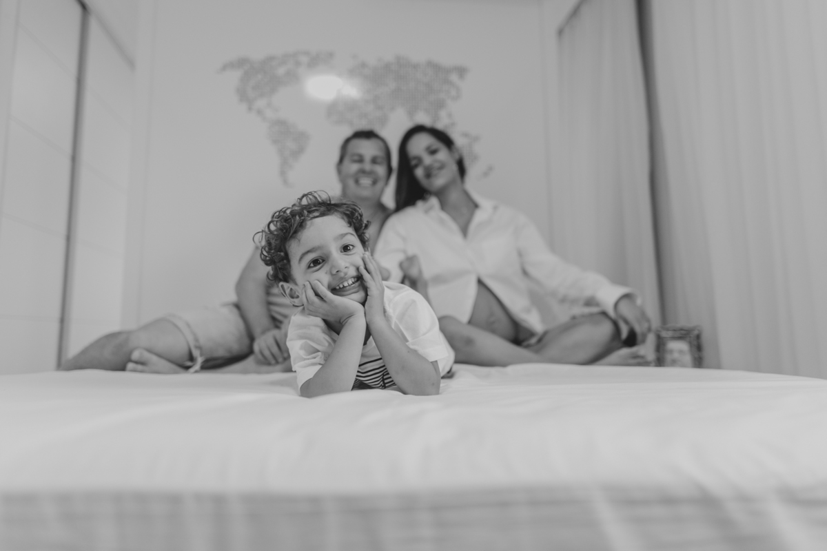 ensaio gestante fotografia foto fotografa melhor fotografo book lifestyle documental irmao irma salvador poses ideias roupas 