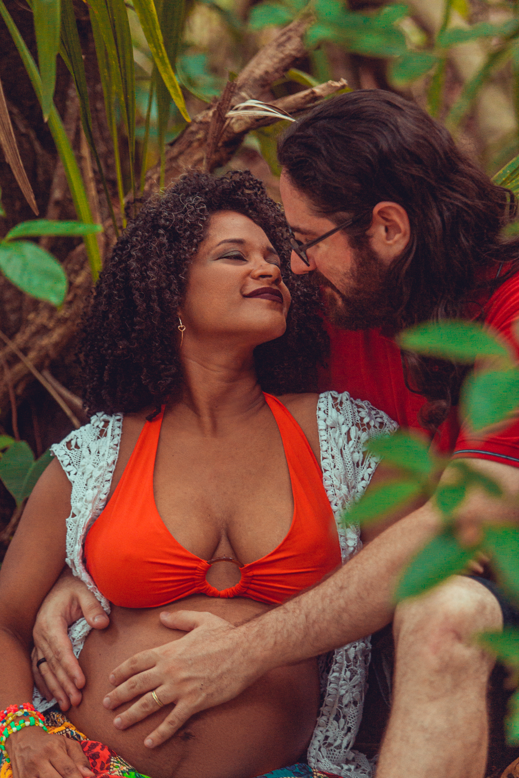 senhoritas fotografia foto ensaio fotografo fotografa gestante gravida gravidez negra preta black natureza praia pose roupas criativas espontaneas diferentes salvador ludy nua nu sensual familia