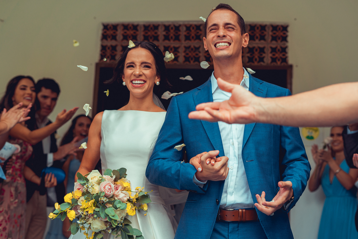 casamento noivos 2022 noiva noivo união bolo decoração celebração aliança vestido véu grinalda senhoritas fotografia